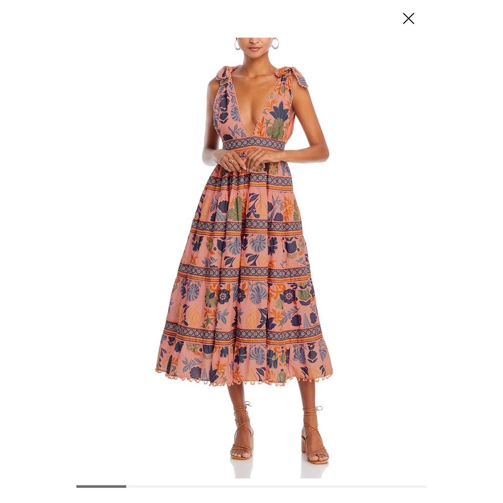 FARM Rio Seashell Tapestry Midi Dress
Size: S